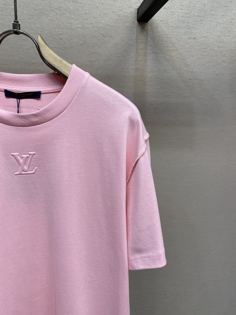 l0vis Vvtt0n shirt